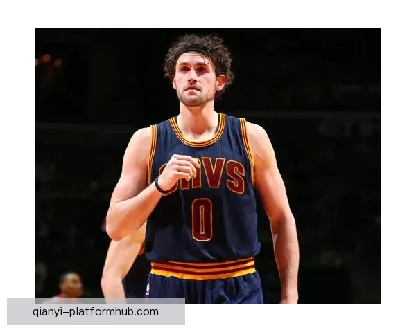 骑士主帅透露艾伦加大训练强度进入复出最后阶段